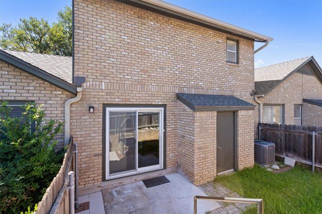 1015 E Yager LN 79, Austin, TX 78753