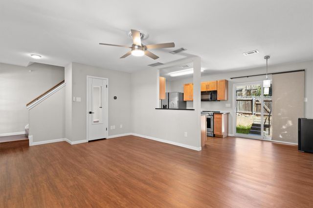 1015 E Yager LN 79, Austin, TX 78753