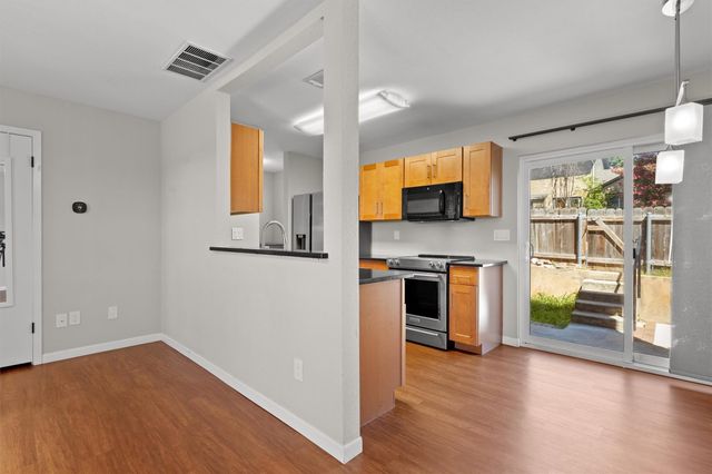 1015 E Yager LN 79, Austin, TX 78753