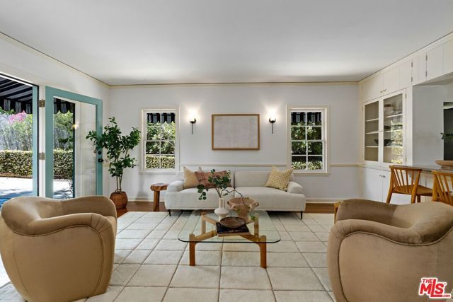 150 Arlington Drive, Pasadena, CA 91105