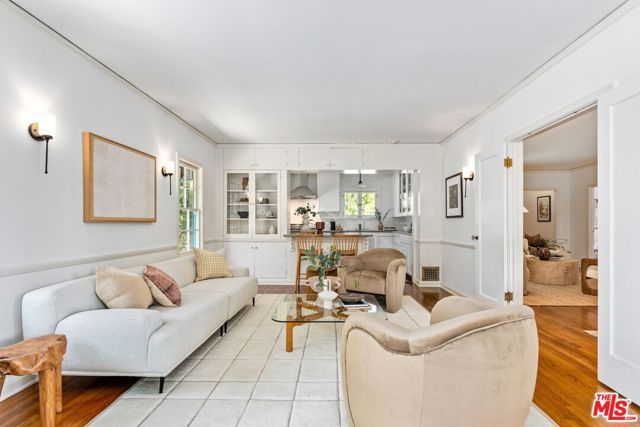 150 Arlington Drive, Pasadena, CA 91105