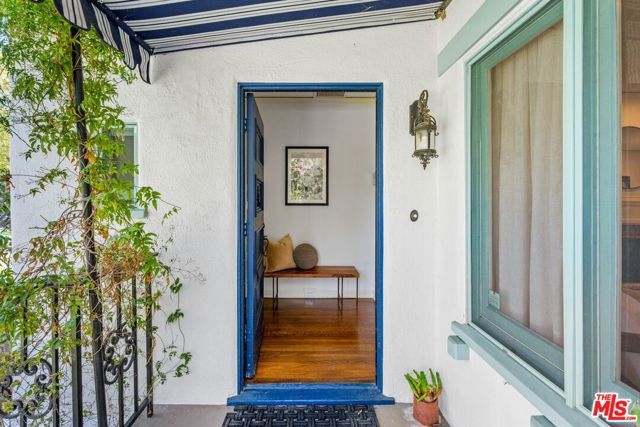150 Arlington Drive, Pasadena, CA 91105