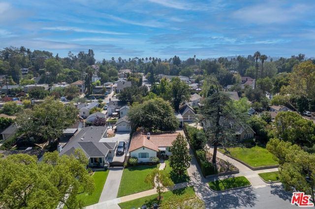 150 Arlington Drive, Pasadena, CA 91105