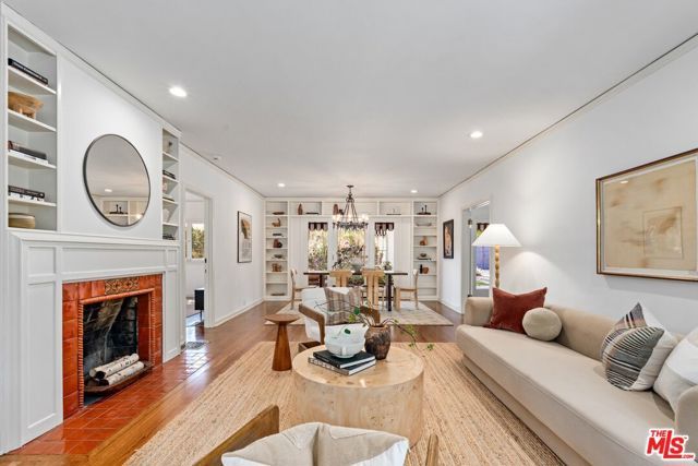 150 Arlington Drive, Pasadena, CA 91105