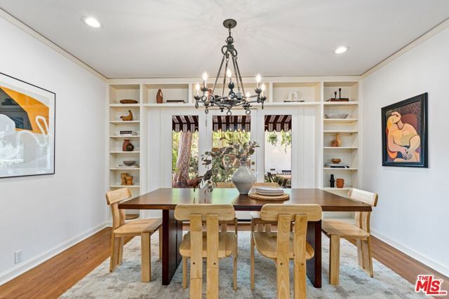 150 Arlington Drive, Pasadena, CA 91105