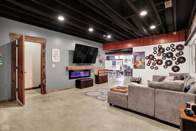 1149 Heritage Trail, Franklin, IN 46131