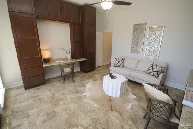 5052 Roland Rd, Pace, FL 32571