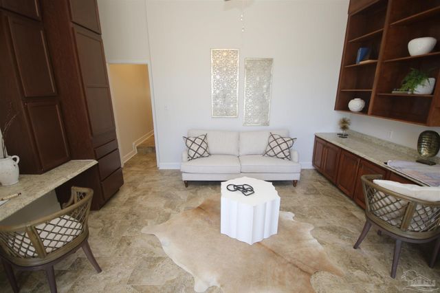 5052 Roland Rd, Pace, FL 32571