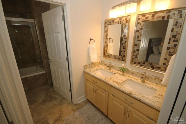 5052 Roland Rd, Pace, FL 32571