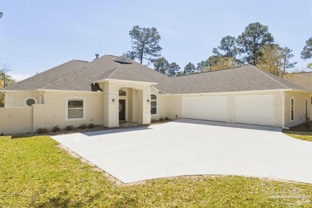 5052 Roland Rd, Pace, FL 32571