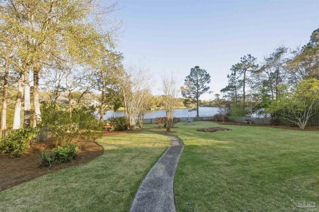 5052 Roland Rd, Pace, FL 32571