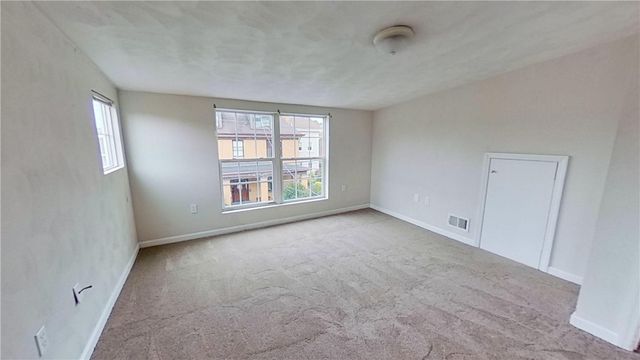 120 S 12th St, South Side, PA 15203