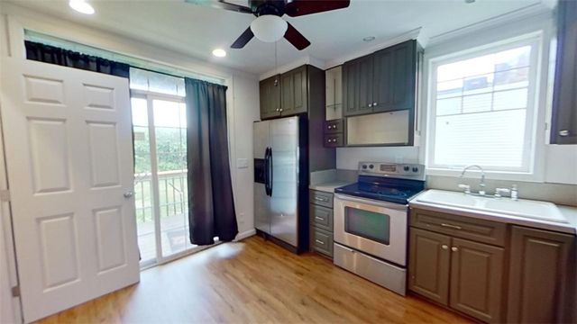 120 S 12th St, South Side, PA 15203