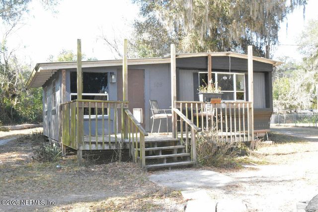 109 LAKE IDA POINT Drive, Interlachen, FL 32148