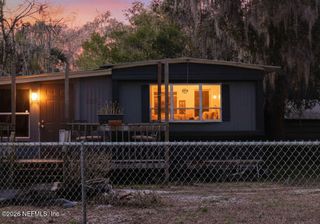 109 LAKE IDA POINT Drive, Interlachen, FL 32148