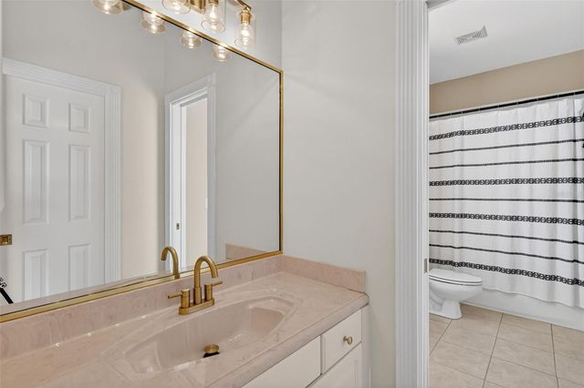 1741 EDGEWATER DRIVE, Mount Dora, FL 32757