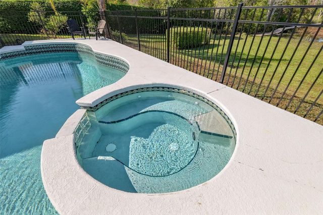 1741 EDGEWATER DRIVE, Mount Dora, FL 32757