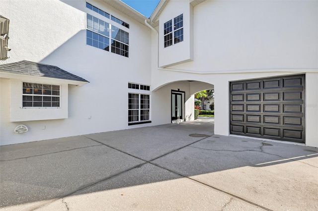 1741 EDGEWATER DRIVE, Mount Dora, FL 32757