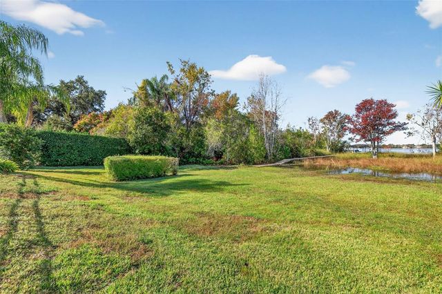 1741 EDGEWATER DRIVE, Mount Dora, FL 32757