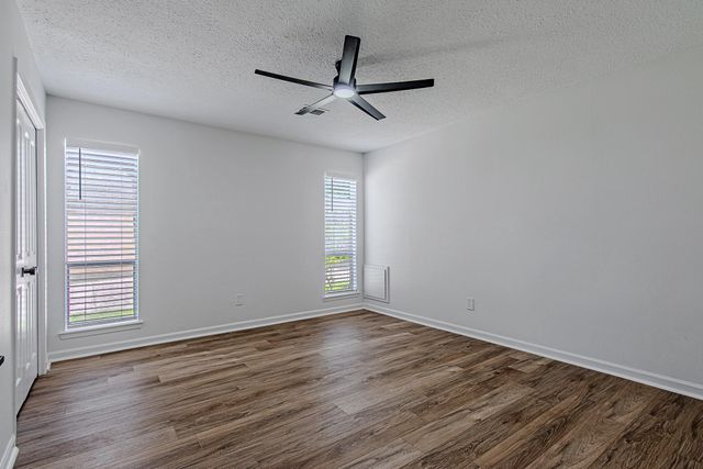3406 Forest Village Drive, Houston, TX 77339