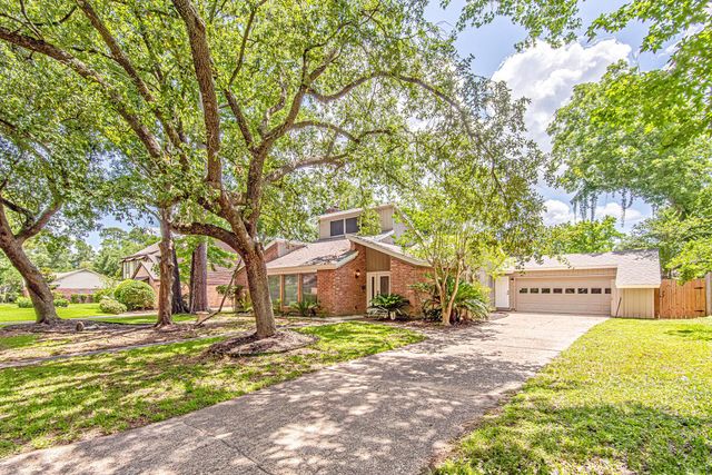 3406 Forest Village Drive, Houston, TX 77339