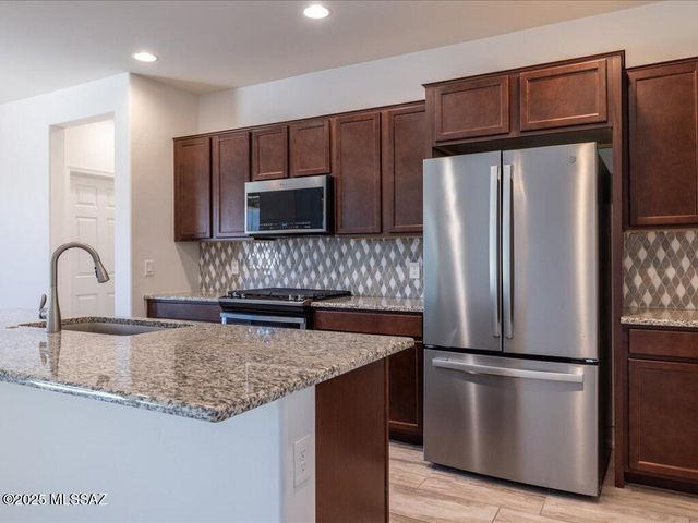 10218 E Civano Wash Trail, Tucson, AZ 85747