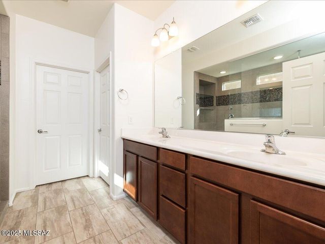 10218 E Civano Wash Trail, Tucson, AZ 85747