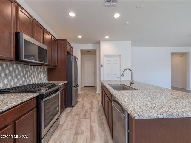 10218 E Civano Wash Trail, Tucson, AZ 85747