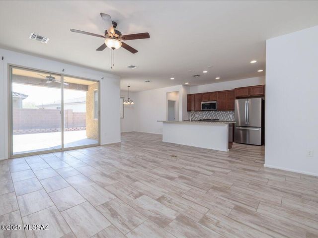10218 E Civano Wash Trail, Tucson, AZ 85747
