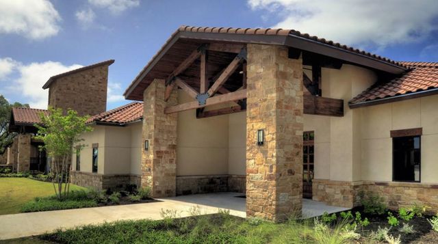 5217 La Spezia WAY, Leander, TX 78641