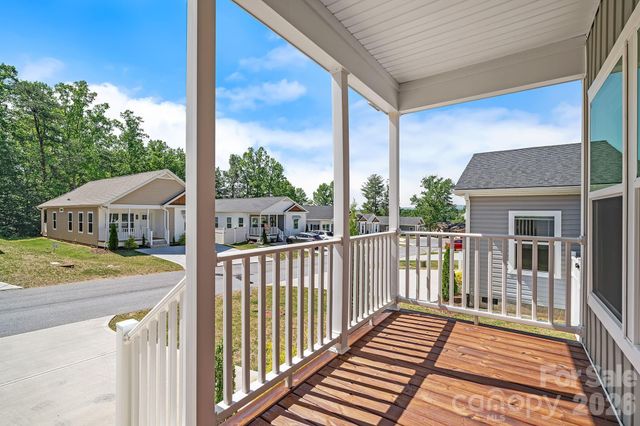121 Bellamy Road, Asheville, NC 28806