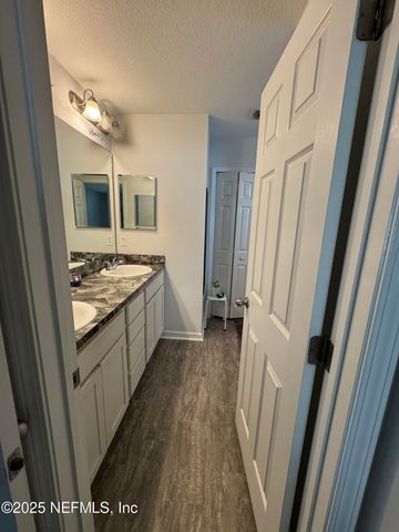 1825 JAMES MADISON Court, Jacksonville, FL 32221