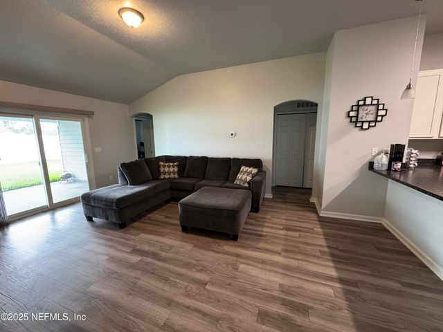 1825 JAMES MADISON Court, Jacksonville, FL 32221