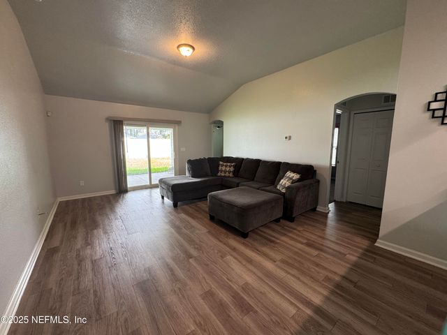 1825 JAMES MADISON Court, Jacksonville, FL 32221