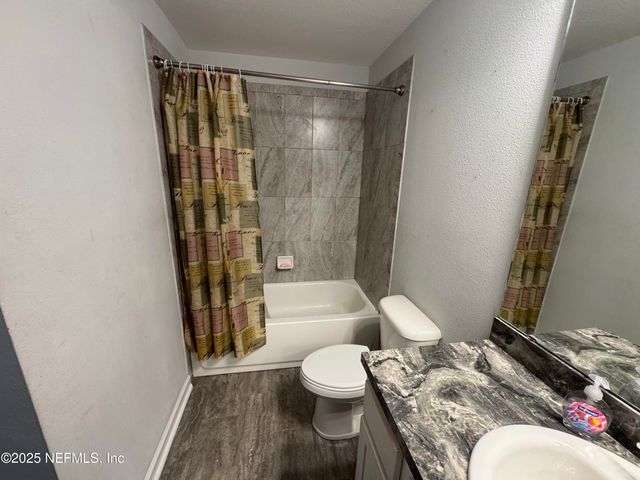 1825 JAMES MADISON Court, Jacksonville, FL 32221