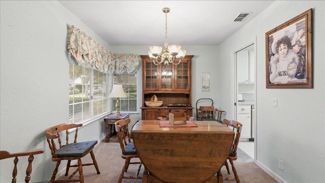 1400 Sussex Ct, Roseville, CA 95661