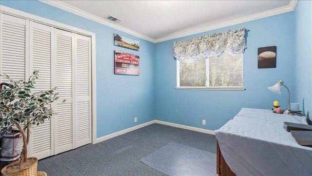 1400 Sussex Ct, Roseville, CA 95661