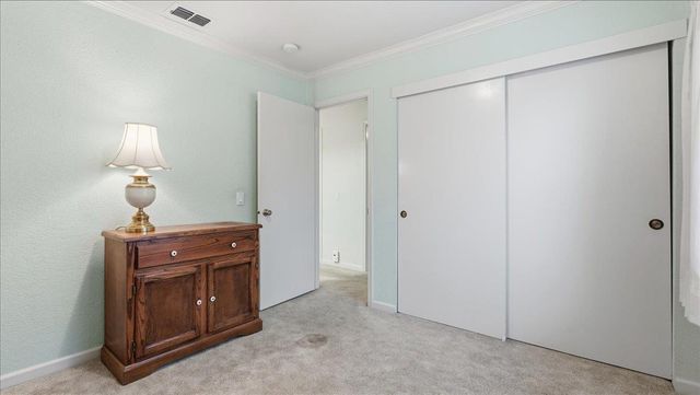 1400 Sussex Ct, Roseville, CA 95661