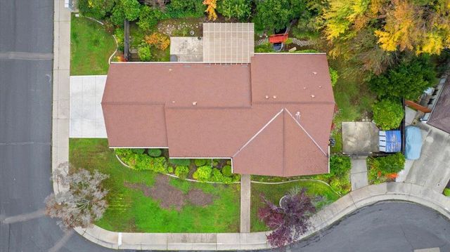 1400 Sussex Ct, Roseville, CA 95661