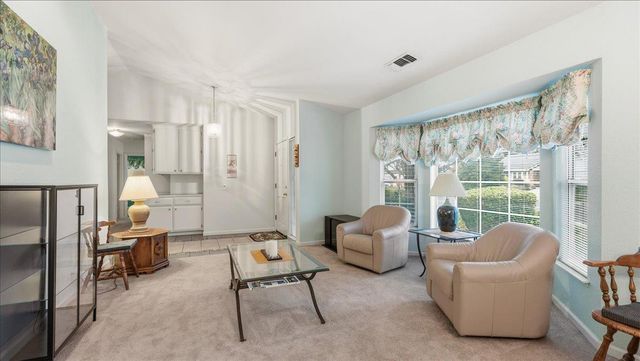 1400 Sussex Ct, Roseville, CA 95661