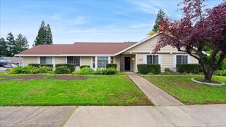 1400 Sussex Ct, Roseville, CA 95661