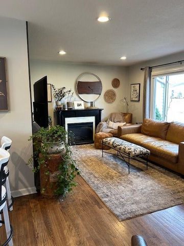 5407 W 72nd Terrace, Prairie Village, KS 66208