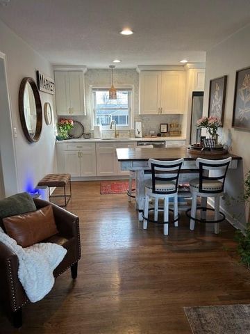 5407 W 72nd Terrace, Prairie Village, KS 66208