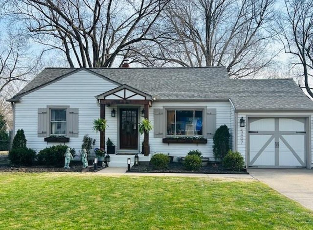 5407 W 72nd Terrace, Prairie Village, KS 66208