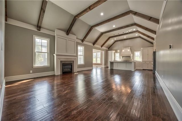 9742 Shady Bend Circle, Lenexa, KS 66227