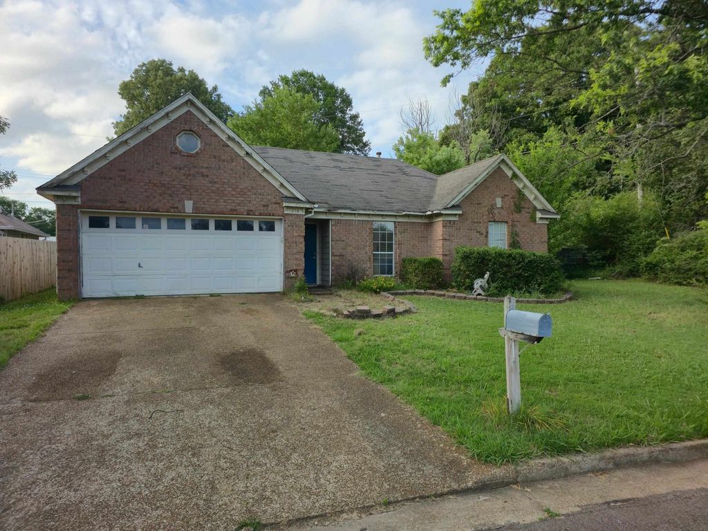 1214 BREEZY GATE DR, Memphis, TN 38018