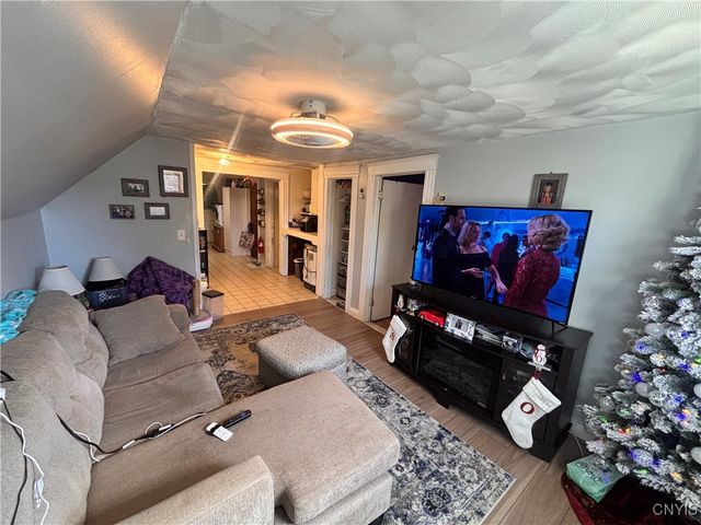 401 East Yates Street, Dewitt, NY 13057