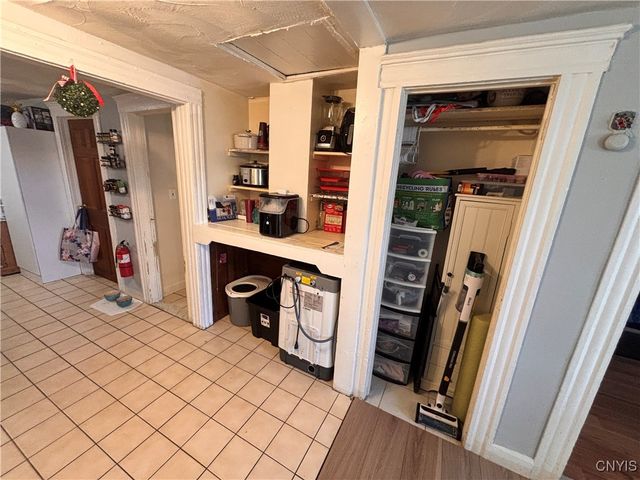 401 East Yates Street, Dewitt, NY 13057