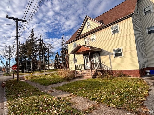401 East Yates Street, Dewitt, NY 13057