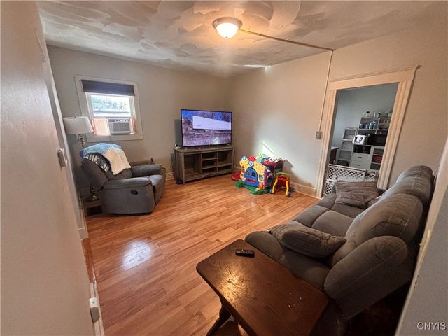 401 East Yates Street, Dewitt, NY 13057